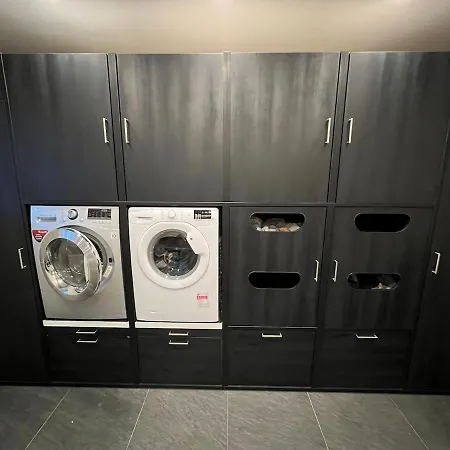 Tolles Dach-apartment Mit Balkon Und Klimaanlage 公寓 Halle (Saale)