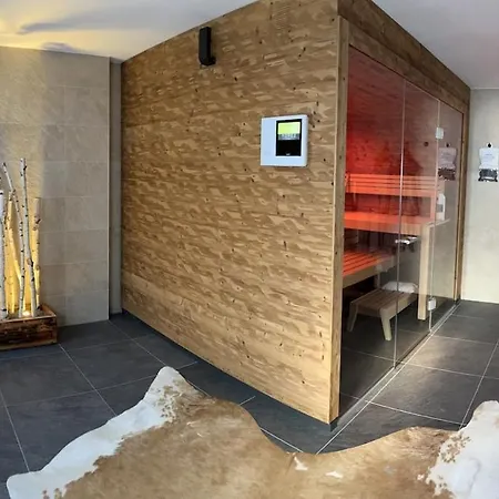 公寓 Tolles Dach-apartment Mit Balkon Und Klimaanlage Halle (Saale)