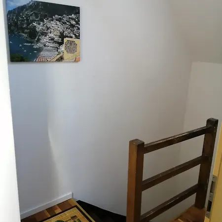 Tolles Dach-apartment Mit Balkon Und Klimaanlage *