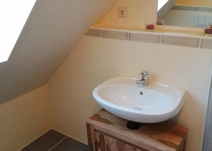 アパート Tolles Dach-apartment Mit Balkon Und Klimaanlage